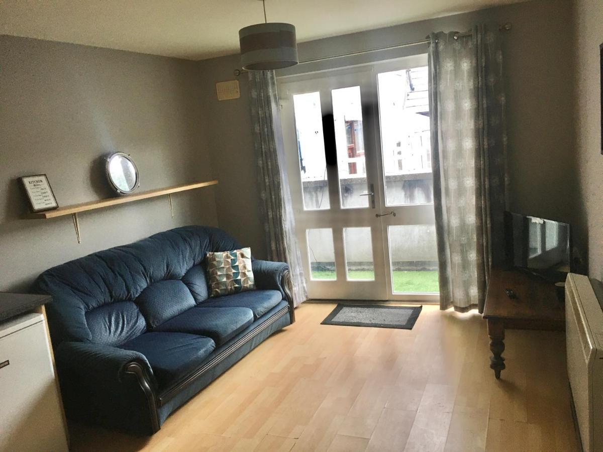 Walsh'S Apartment 2 Уестпорт Екстериор снимка